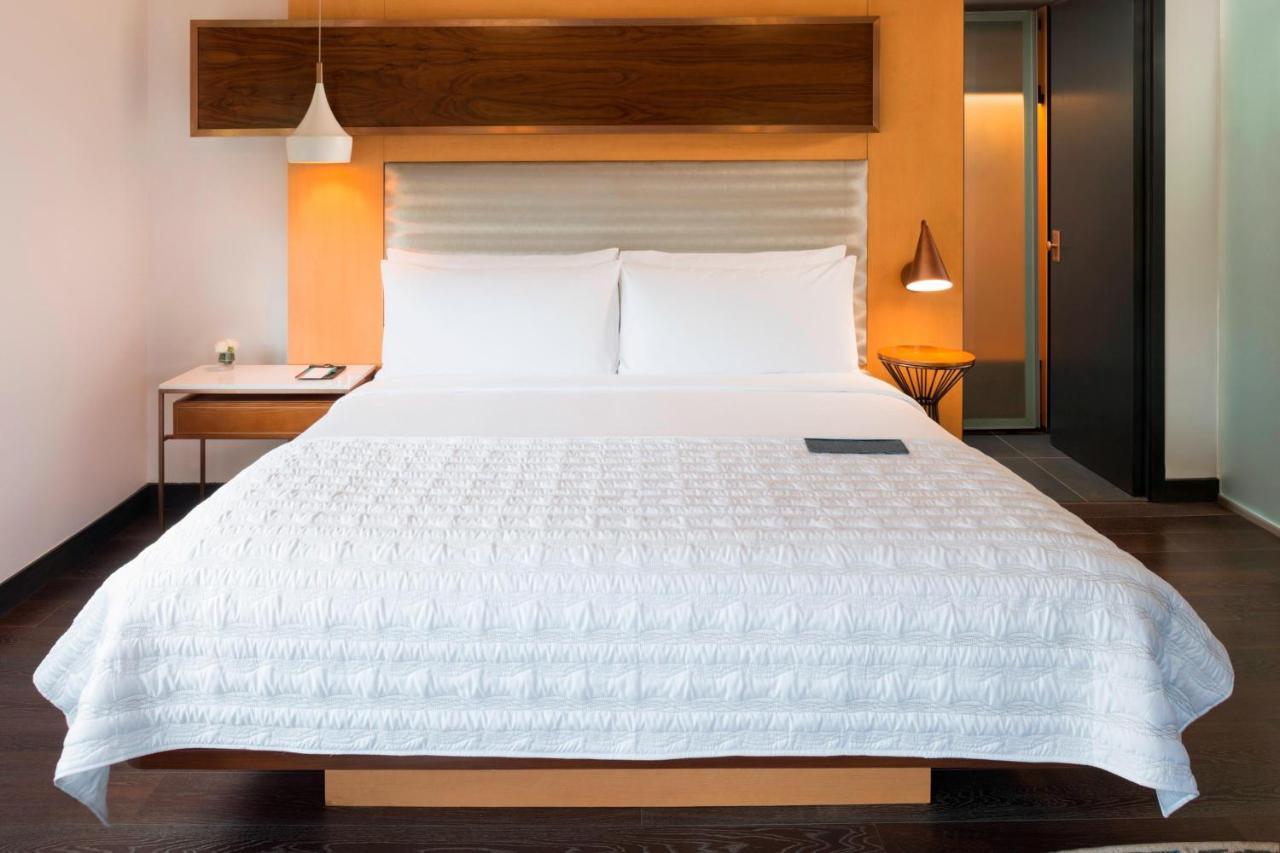 Le Meridien Goa, Calangute Exterior foto A bed
